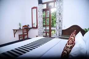 Travel Rest Inn