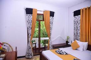Travel Rest Inn