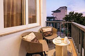 The Neeraj Ganga Paradise With Ganga View