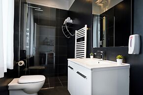 Urban Elegance Stylish Central Stay