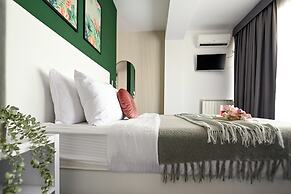 Urban Elegance Stylish Central Stay