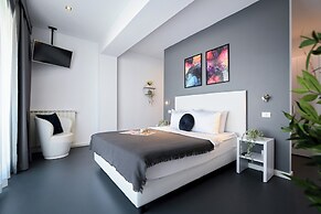 Urban Elegance Stylish Central Stay