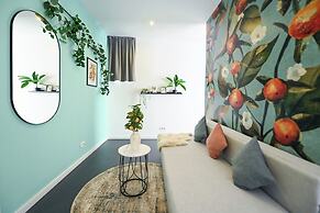 Urban Elegance Stylish Central Stay