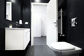 Urban Elegance Stylish Central Stay