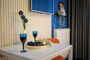 Urban Elegance Stylish Central Stay