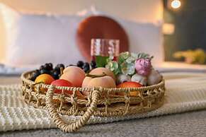 Urban Elegance Stylish Central Stay