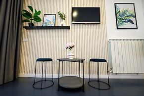 Urban Elegance Stylish Central Stay
