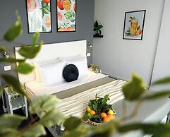 Urban Elegance Stylish Central Stay
