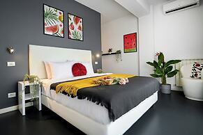 Urban Elegance Stylish Central Stay