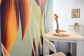 Urban Elegance Stylish Central Stay