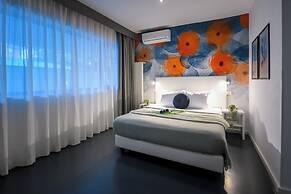 Urban Elegance Stylish Central Stay