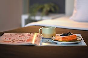 Urban Elegance Stylish Central Stay