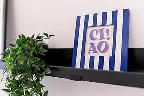 Urban Elegance Stylish Central Stay