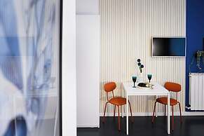 Urban Elegance Stylish Central Stay