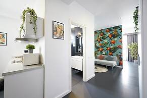 Urban Elegance Stylish Central Stay