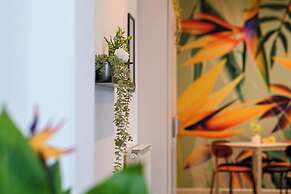 Urban Elegance Stylish Central Stay