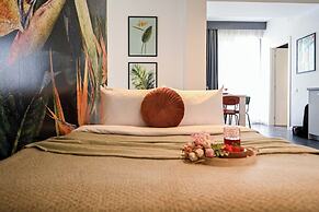 Urban Elegance Stylish Central Stay