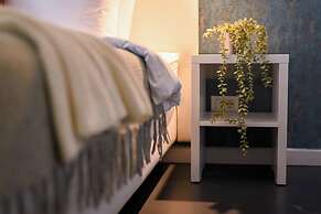 Urban Elegance Stylish Central Stay