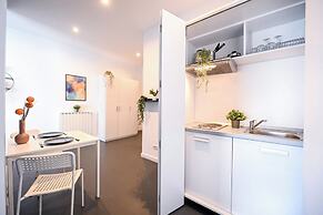 Urban Elegance Stylish Central Stay