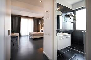 Urban Elegance Stylish Central Stay