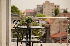 Urban Elegance Stylish Central Stay