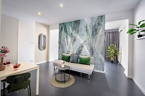 Urban Elegance Stylish Central Stay