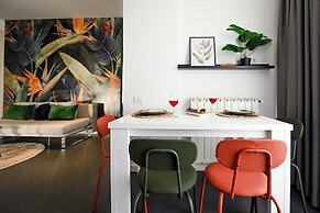 Urban Elegance Stylish Central Stay