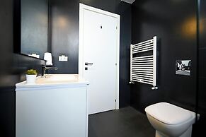Urban Elegance Stylish Central Stay
