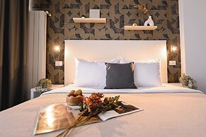Urban Elegance Stylish Central Stay