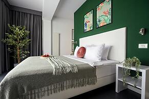 Urban Elegance Stylish Central Stay
