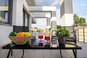 Urban Elegance Stylish Central Stay