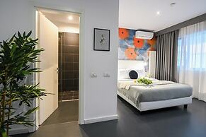 Urban Elegance Stylish Central Stay