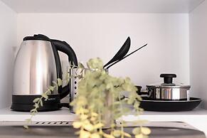 Urban Elegance Stylish Central Stay