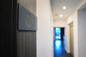 Urban Elegance Stylish Central Stay