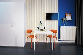 Urban Elegance Stylish Central Stay