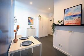 Urban Elegance Stylish Central Stay