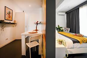 Urban Elegance Stylish Central Stay