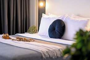 Urban Elegance Stylish Central Stay
