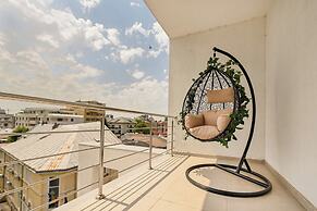 Urban Elegance Stylish Central Stay