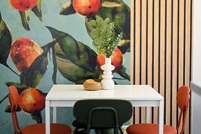 Urban Elegance Stylish Central Stay