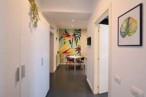Urban Elegance Stylish Central Stay
