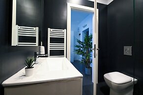 Urban Elegance Stylish Central Stay