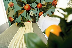 Urban Elegance Stylish Central Stay