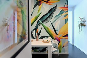 Urban Elegance Stylish Central Stay
