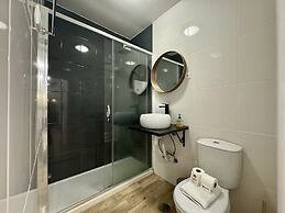 Albufeira Skylight 3 With Pool by Homing