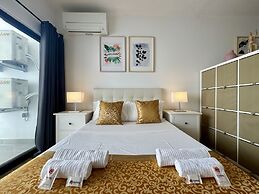 Albufeira Skylight 3 With Pool by Homing