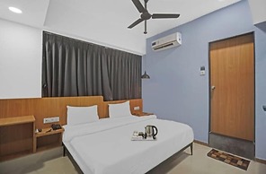 Hotel Saarthi Inn Surat