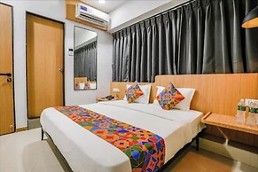 Hotel Saarthi Inn Surat