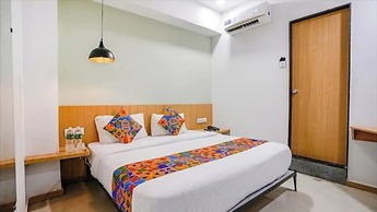 Hotel Saarthi Inn Surat