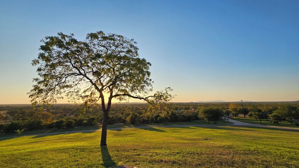 Zebra Hilltop Lodge